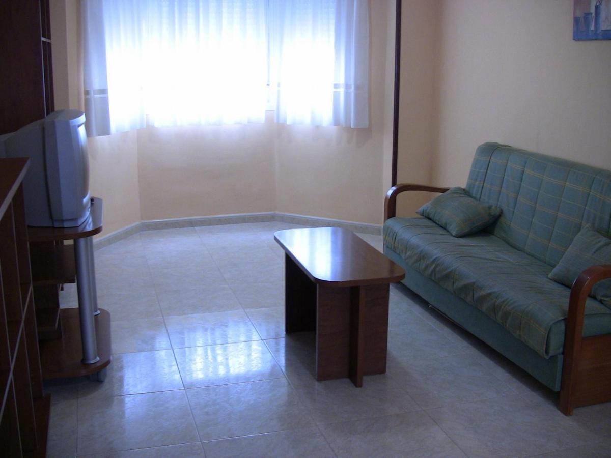Apartahotel Los Hermanos Ocaña Habitación foto